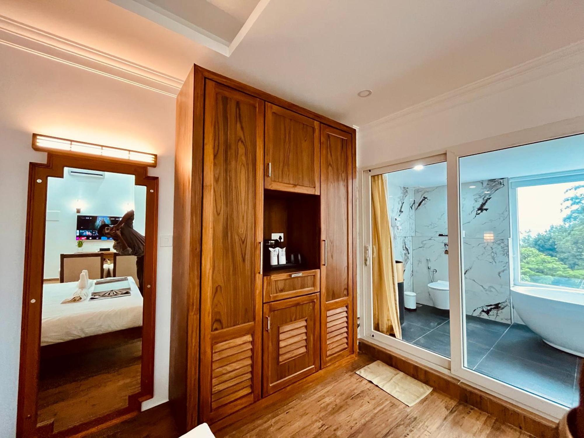 Hotel White House, Муннар Экстерьер фото
