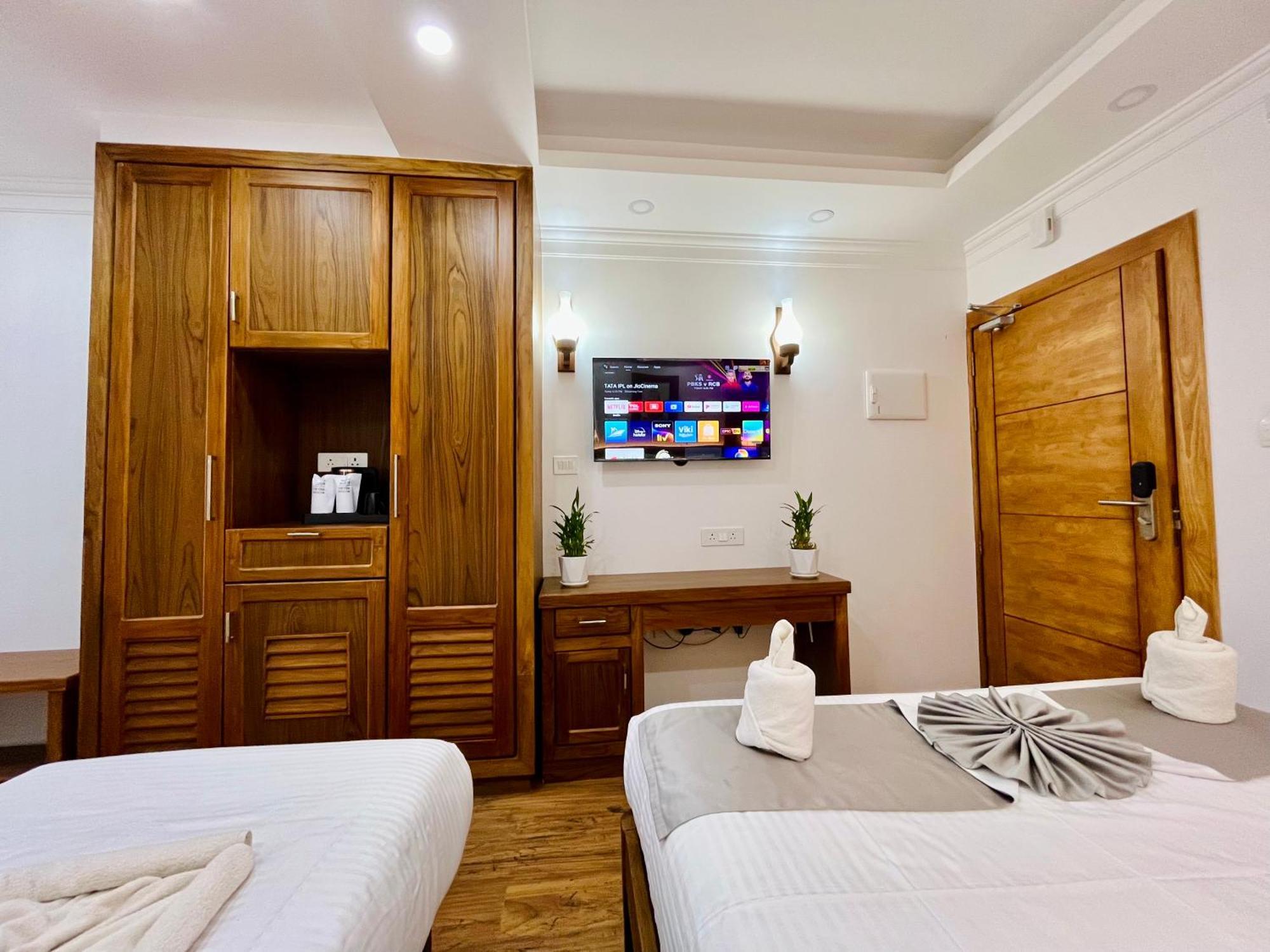 Hotel White House, Муннар Экстерьер фото
